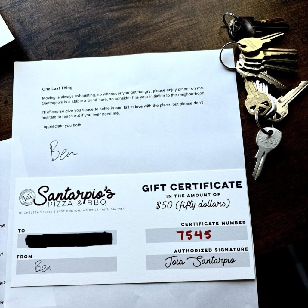 Customer relations and property management: Welcome note and gift card for new tenants.